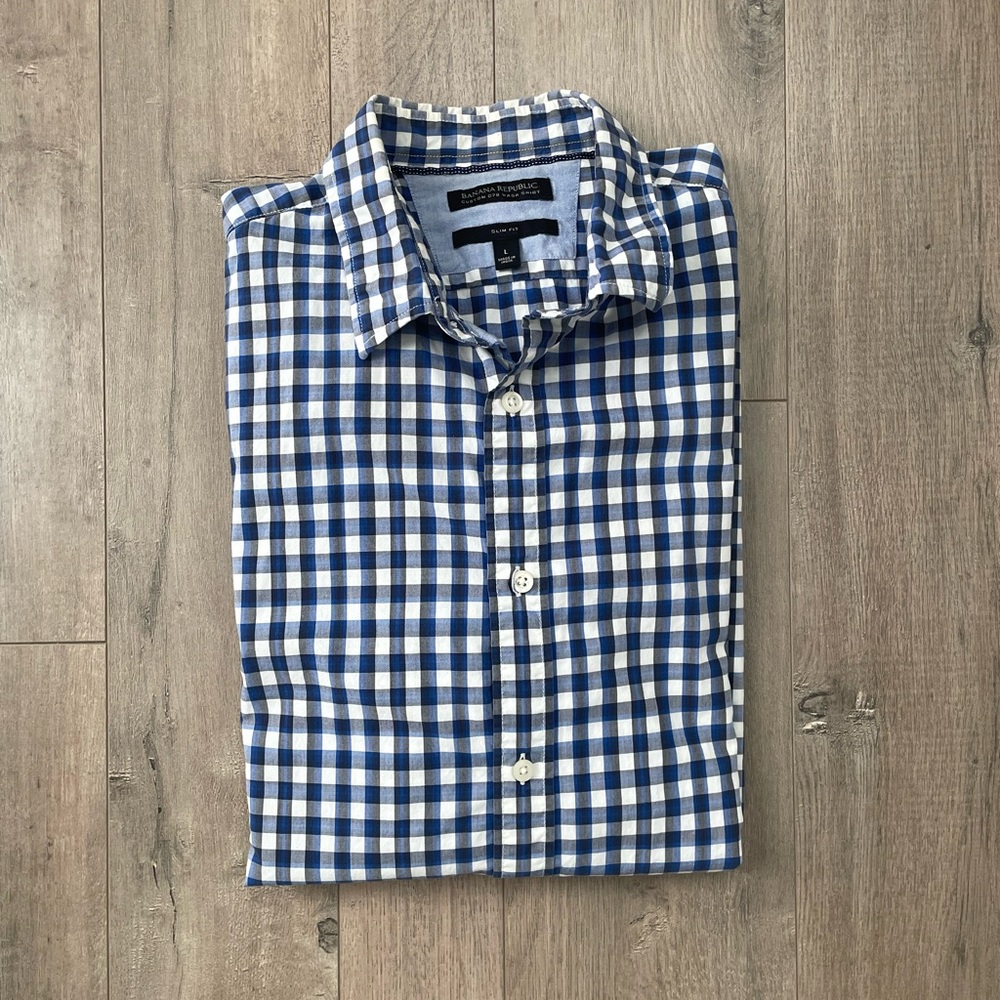 BOGO Banana Republic Navy Blue and White Checkered Button Down Shirt Size L